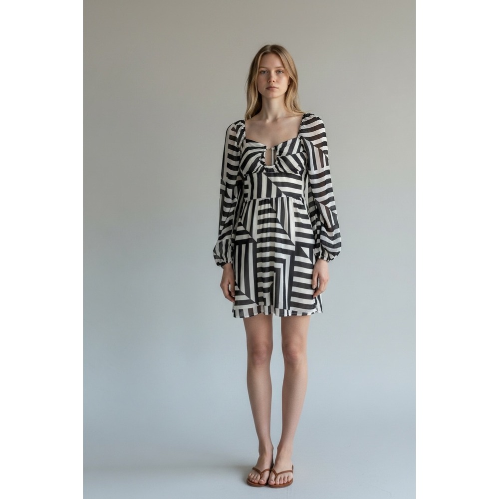 ViX Paula Hermanny Black White Striped Geometric Mini Dress Long Sleeve Size 4